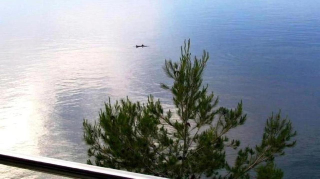 Holiday House Jakov Gdinj Екстериор снимка