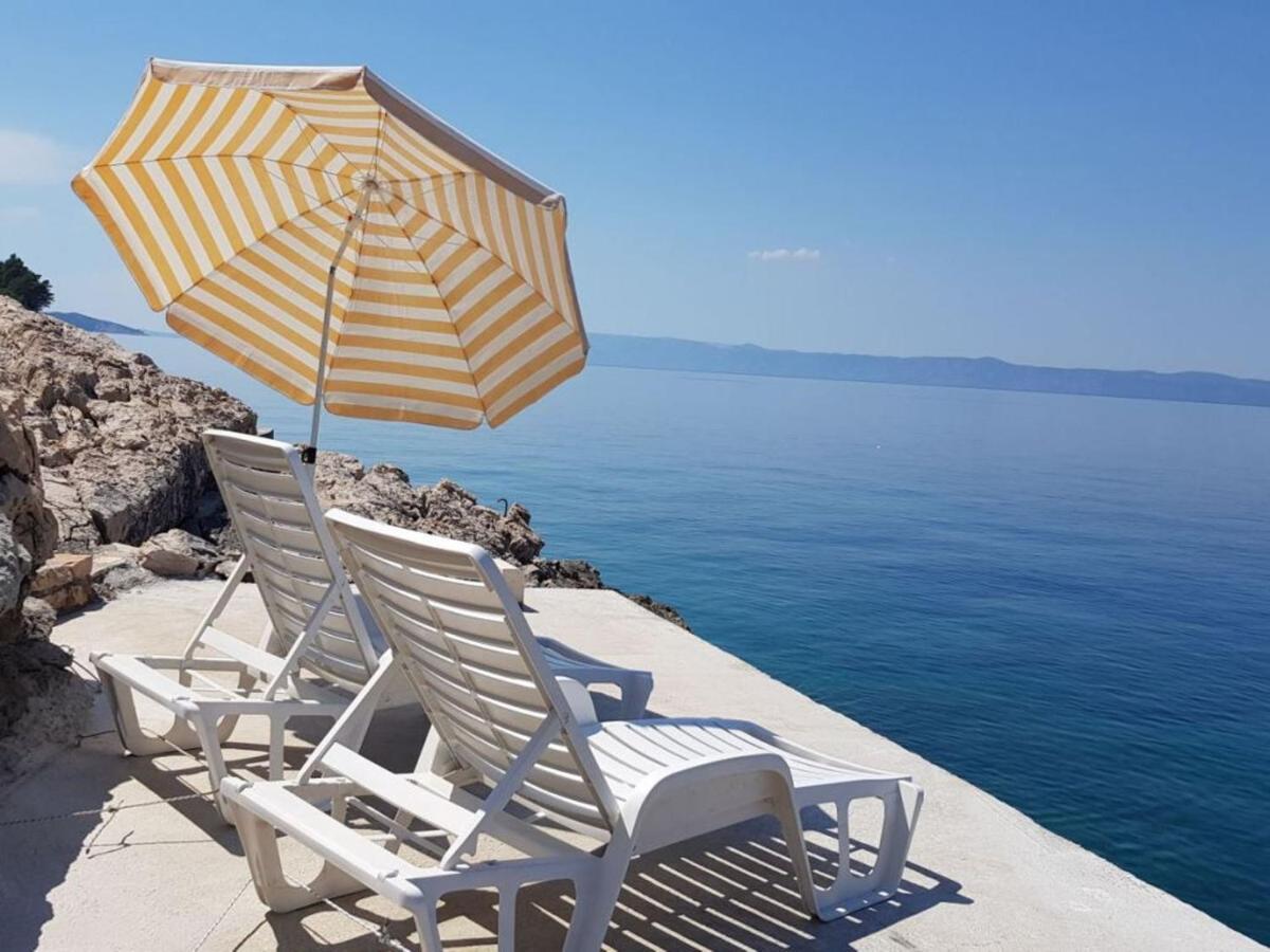 Holiday House Jakov Gdinj Екстериор снимка